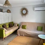 Pleasant And Cosy Studio