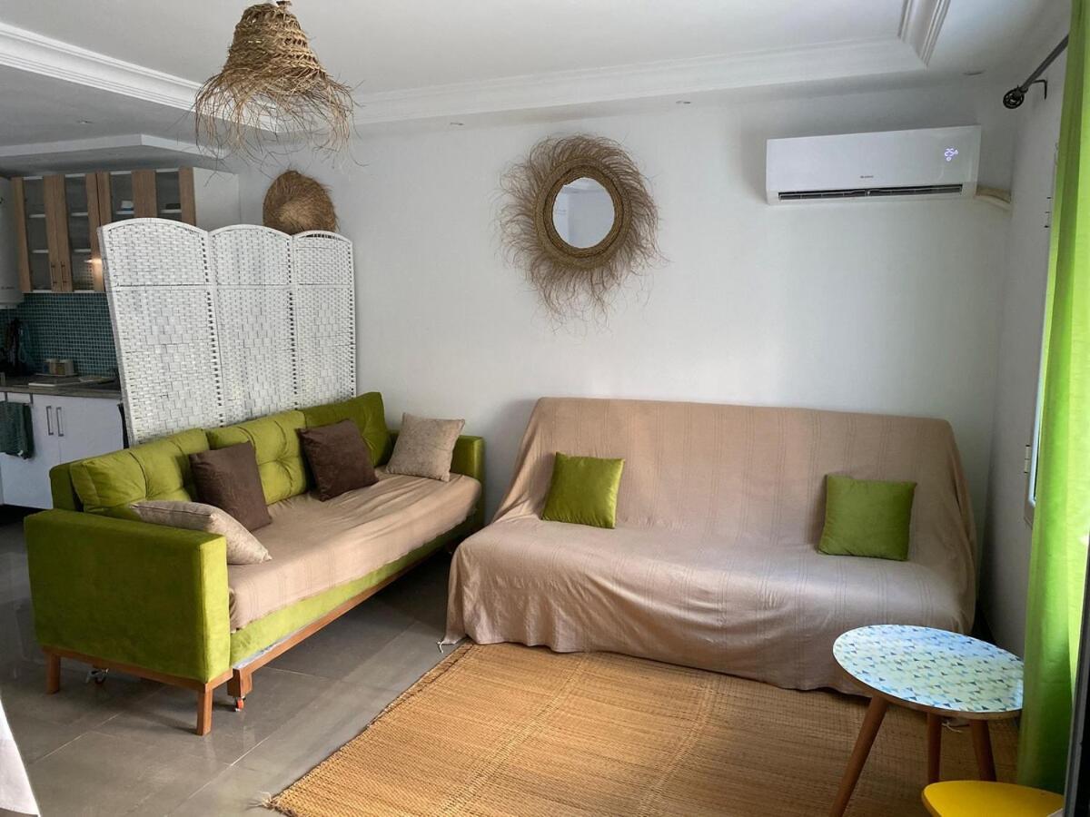 Pleasant And Cosy *